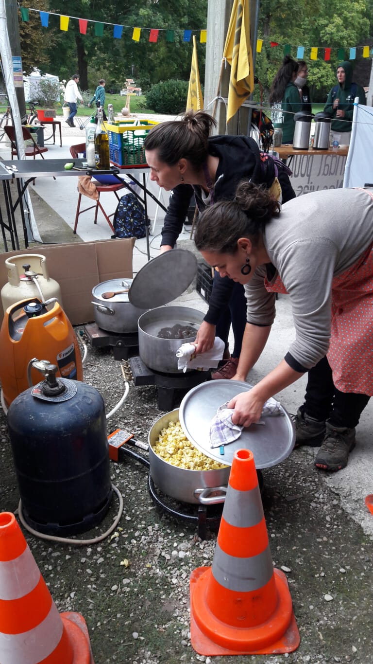 événement Disco Soupe préparation repas