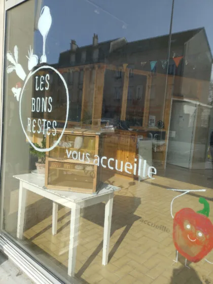 Vitrine restaurant Les Bons Restes